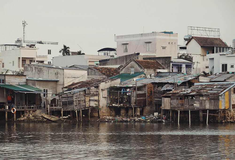 Houses by the river